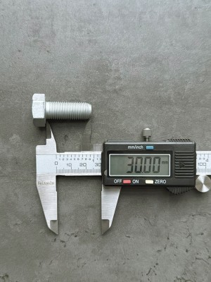 Болт М12х30х1,25 1/55404/21