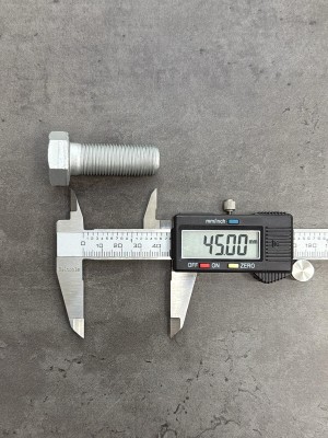 Болт М16х45х1,5 1/13915/31