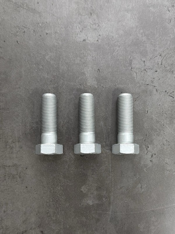 Болт М16х50Х1,5 1/58405/21