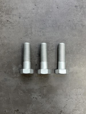 Болт М16х50х1,5 1/58405/31