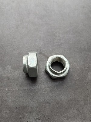 Гайка самоконтрящаяся М20х1,5 853825 (Белзан) оц.