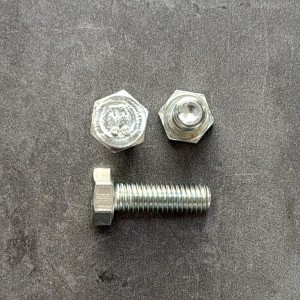 Болт М8х25х1,25 ГОСТ 7798-70 класс прочности 8.8 оцинкованный