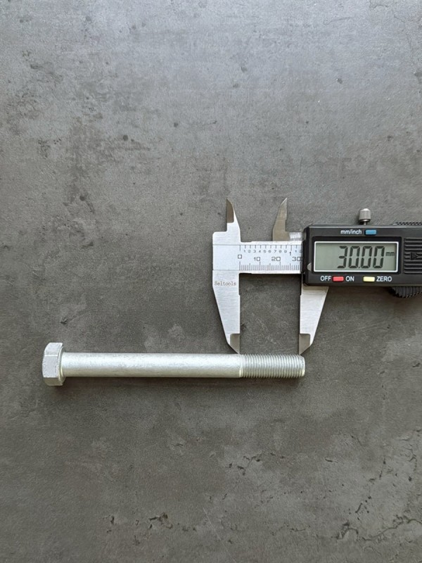 Болт М12х120х1,25 ГОСТ 7798-70 класс прочности 10.9 оцинкованный