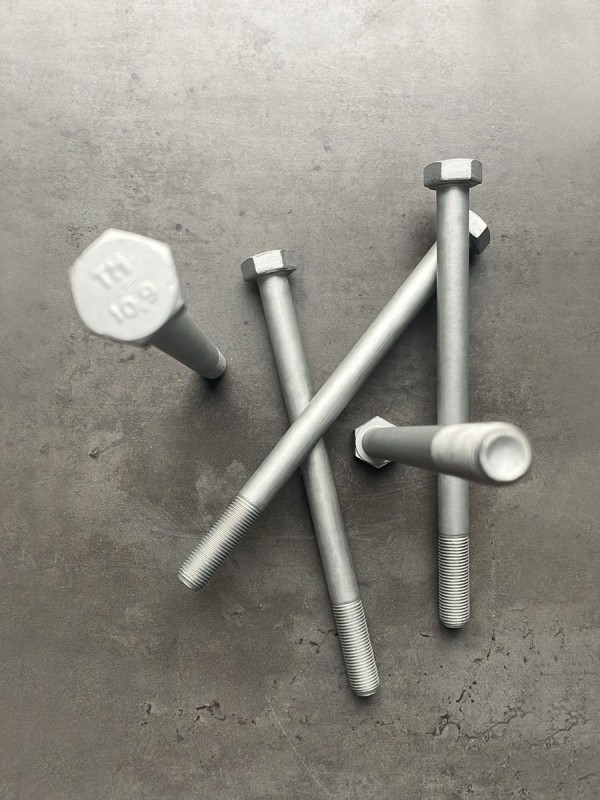 Болт М12х170х1,25 ГОСТ 7798-70 класс прочности 10.9 оцинкованный