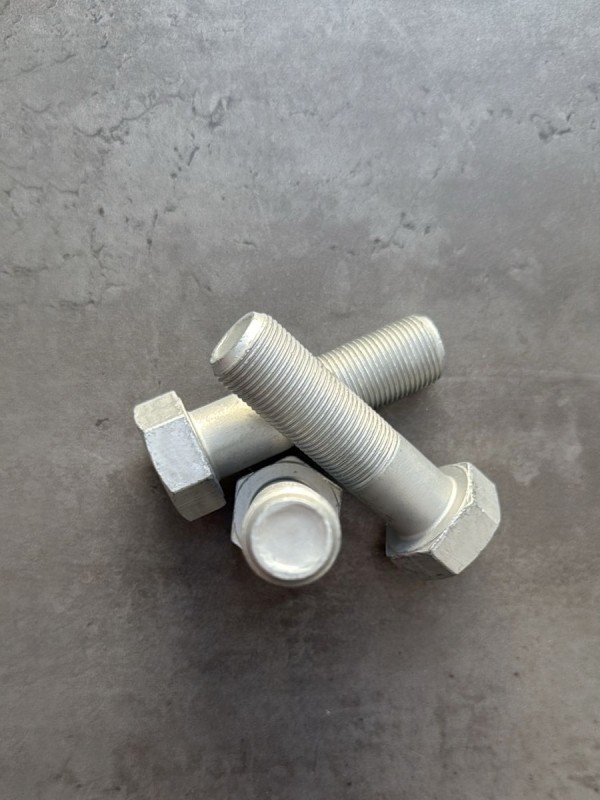 Болт М20х70х1,5 DIN 960 класс прочности 10.9 оцинкованный