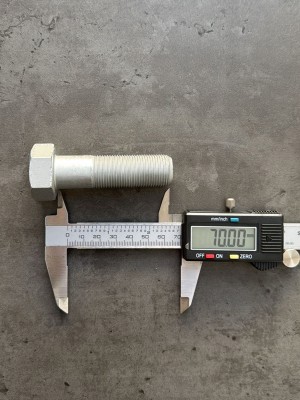 Болт М20х70х1,5 DIN 960 класс прочности 10.9 оцинкованный