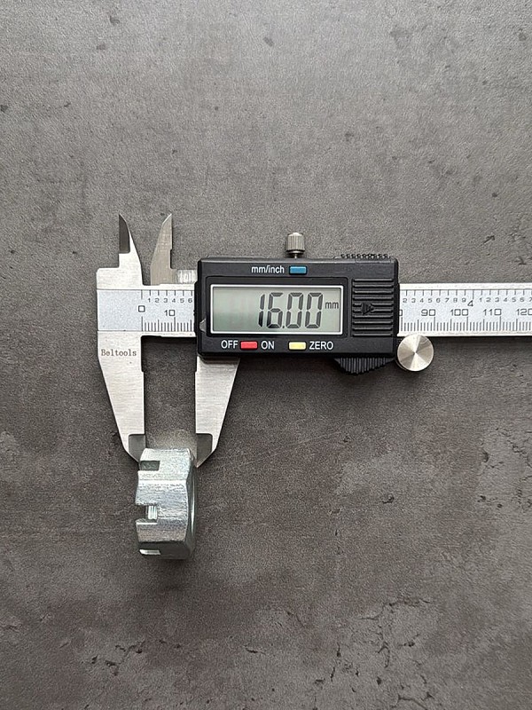 Гайка М20х1,5 корончатая фаркопа