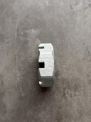 Гайка корончатая, прорезная низкая М30х1,5 ГОСТ 5919-73, класс прочности 10, покрытие цинк