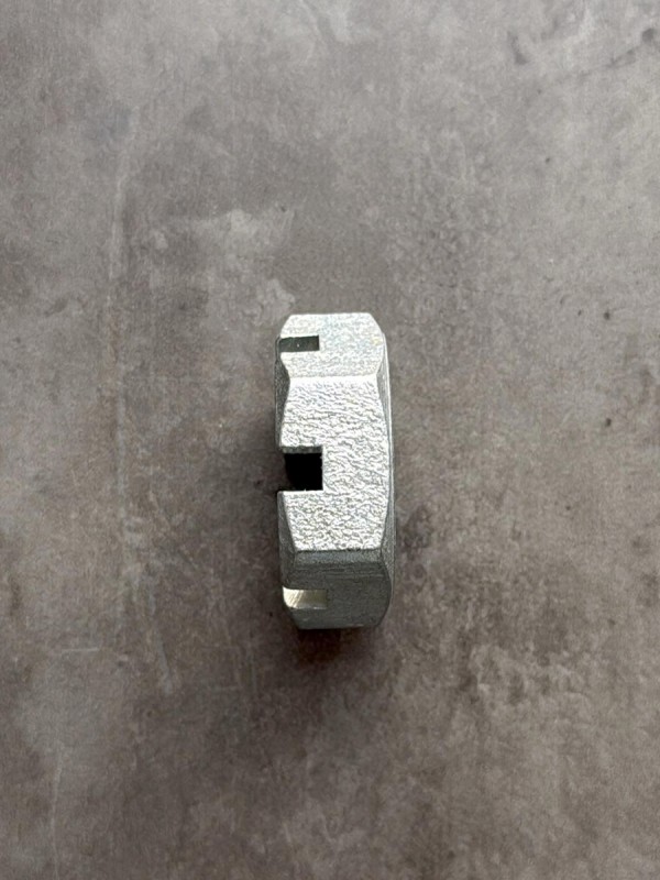 Гайка корончатая, прорезная низкая М30х2 ГОСТ 5919-73, класс прочности 8, покрытие цинк