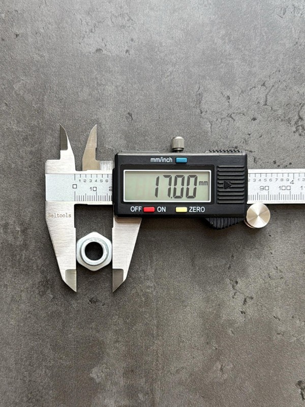 Гайка самоконтрящаяся М10х1,25 Белзан, класс прочности 10, в цинке.