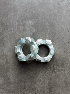 Гайка корончатая, прорезная низкая М27 DIN 937 класс прочности 8