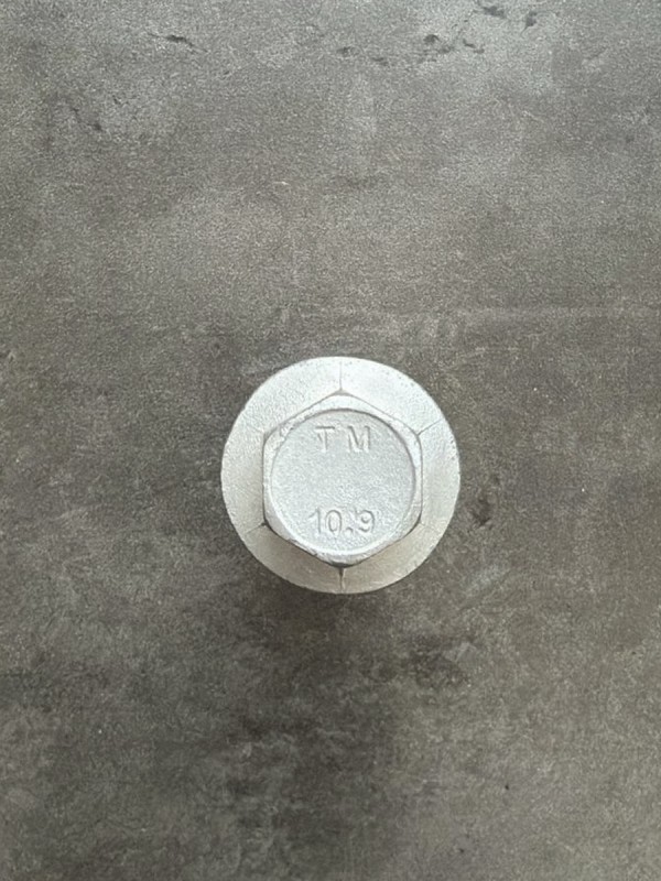 Болт фланцевый М12х45х1,25 10.9 оц. DIN 6921 с насечками рамный