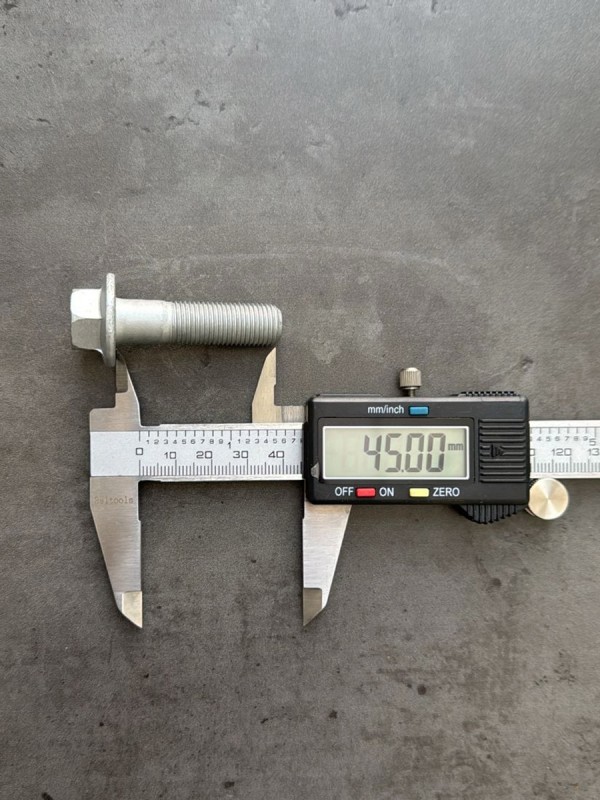 Болт фланцевый М12х45х1,25 10.9 оц. DIN 6921 с насечками рамный