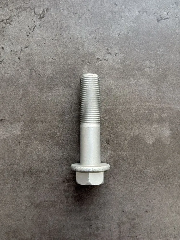 Болт фланцевый М16х70х1,5 10.9 оц. DIN 6921 без насечек