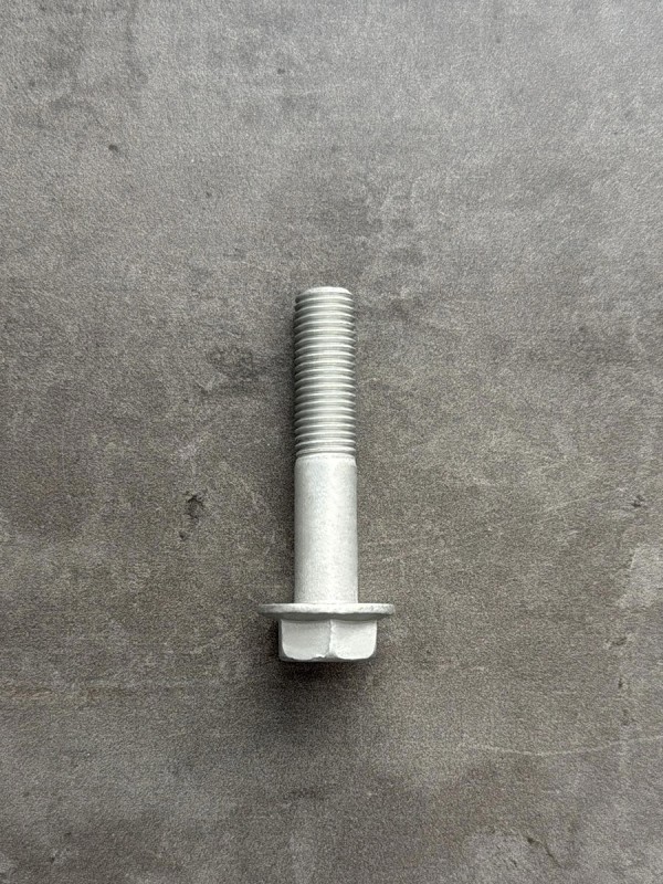 Болт фланцевый М10х50х1,25 8.8 оц. DIN 6921 без насечек