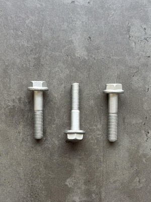 Болт фланцевый М8х40 8.8 оц. DIN 6921 без насечек