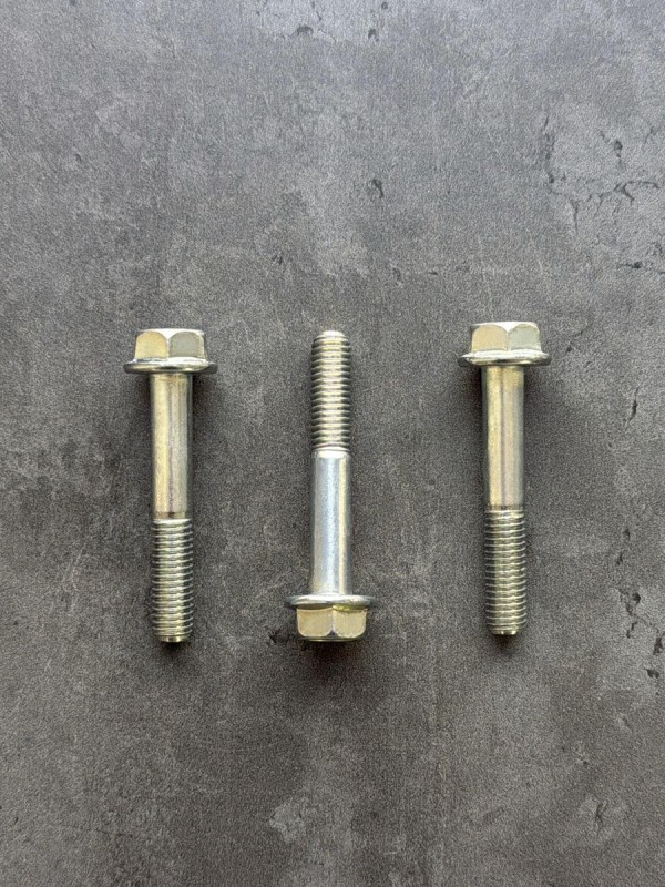 Болт фланцевый М8х50 8.8 оц. DIN 6921 без насечек