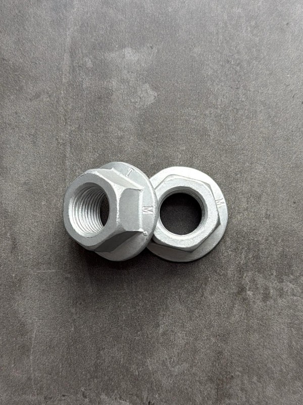 Гайка с фланцем М16х1,5 DIN 6923 КП 10, высокопрочная, фланцевая с насечками, оц.