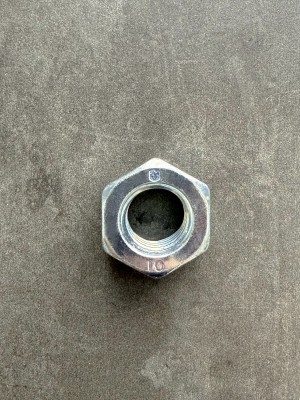 Гайка самоконтрящаяся М14х1,5 DIN 980-V класс прочности 10 оц.