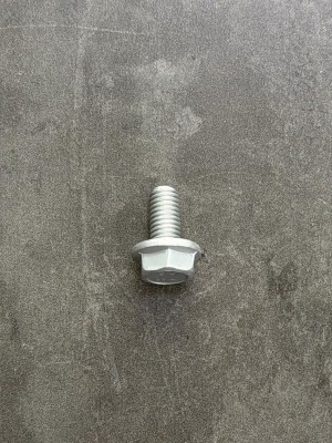 Болт фланцевый М8х16 8.8 оц. DIN 6921 без насечек