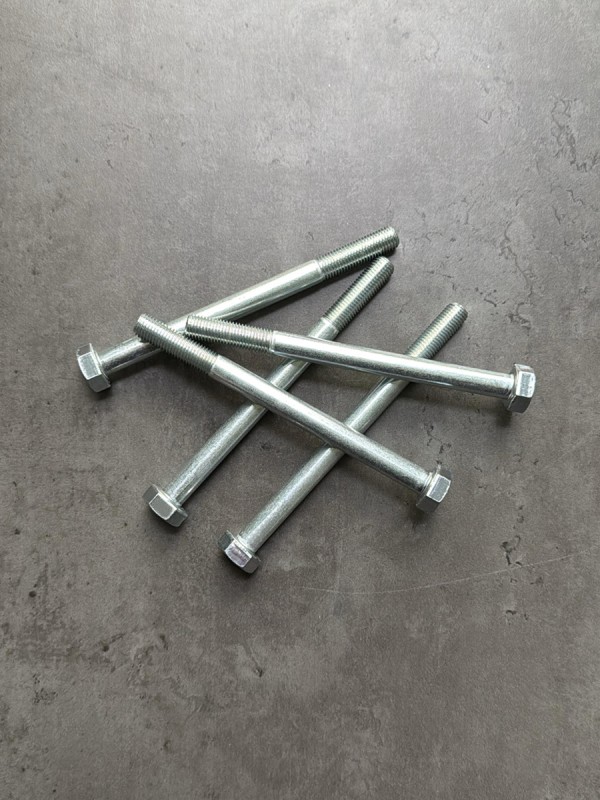 Болт М10х130х1,25 ГОСТ 7798-70 класс прочности 10.9 оцинкованный